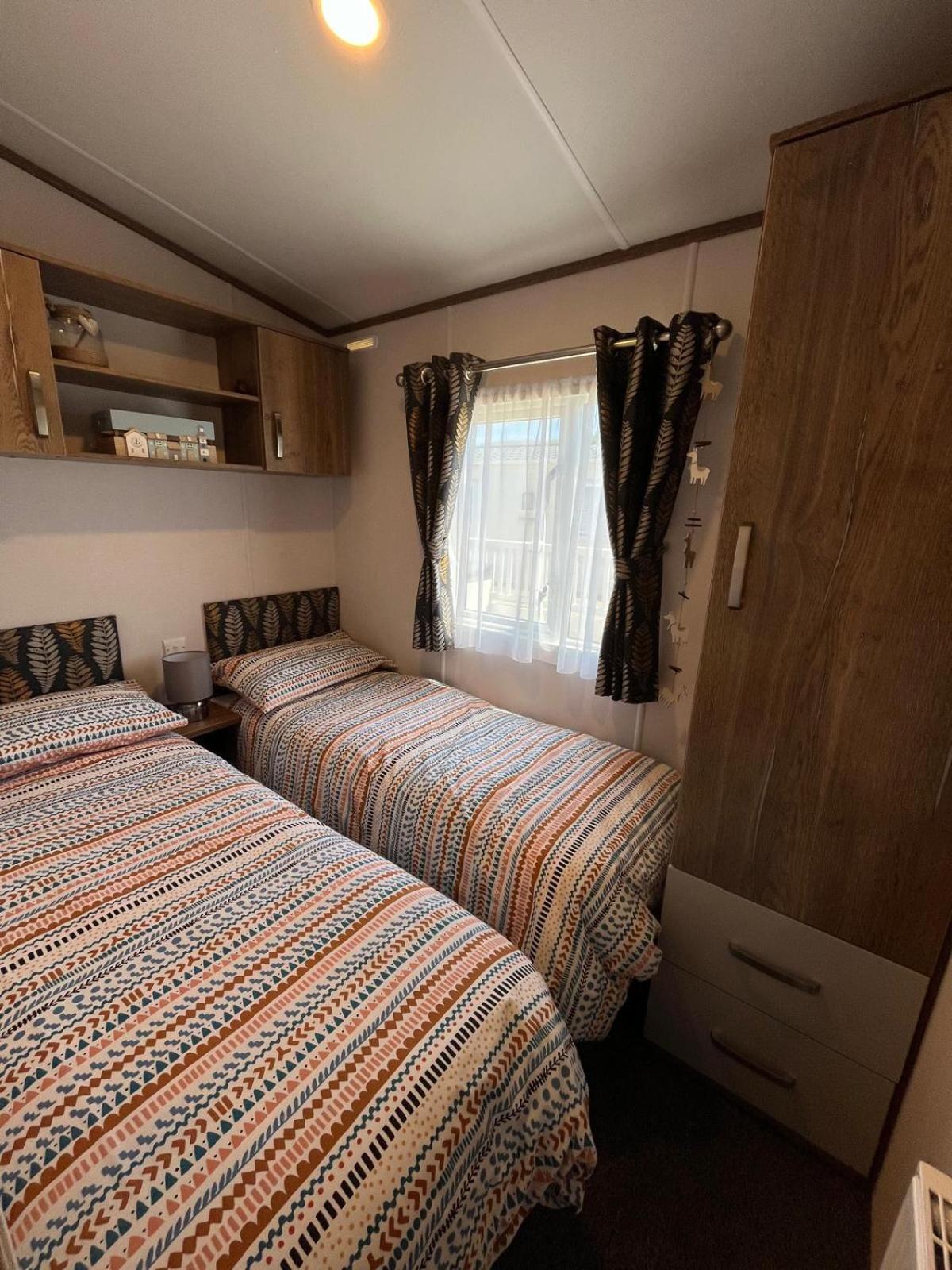Visma Caravan Llanddwywe Dış mekan fotoğraf